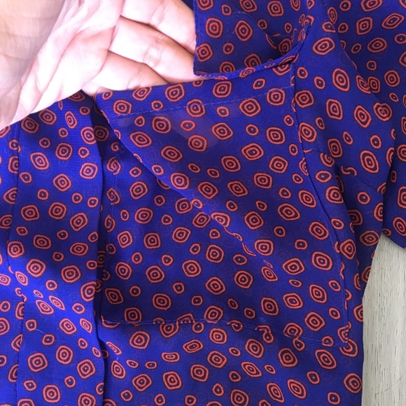 Fun Patterned Sheer Work Blouse - Picture 3 of 7